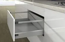 Комплект короба arcitech с рел ингом, с соед.зад.стенки, nl300, h250/94, цвет серебристый 9150741 Hettich